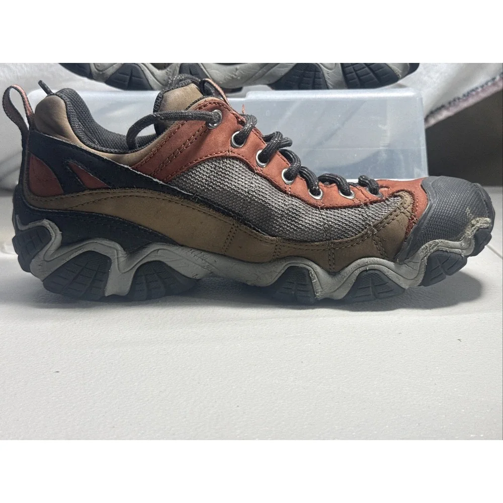 Oboz Firebrand II Men's Low Hiking Shoes Waterproof Earth Color Men Size 9.5 EUC